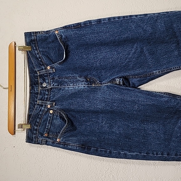 Levi's 550 Straight Leg Jeans SZ. 34x30 - Picture 3 of 8